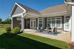 1124 Hudson Dr, Mebane, NC 27302 - Photo 27