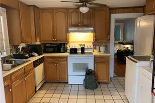 2111 S Benbow Rd, Greensboro, NC 27406 - Photo 5