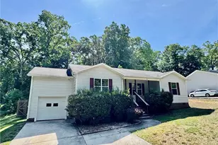 2391 Bellemeade St, High Point, NC 27263 - Photo 7