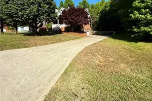 411 Williams Meadow Ln, Winston-Salem, NC 27127 - Photo 7