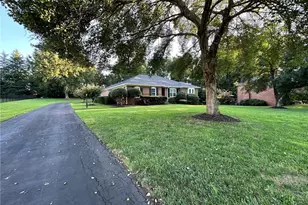 211 Hidden Creek Dr, Advance, NC 27006 - Photo 5