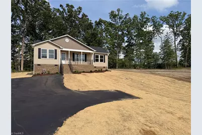 113 Hillside Drive, Thomasville, NC 27360 - Photo 1