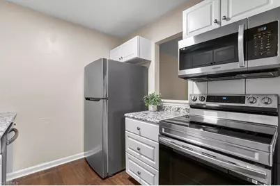 5611 Hornaday Road #C, Greensboro, NC 27409 - Photo 11