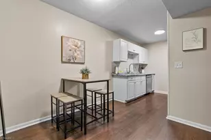 5611 Hornaday Rd, Greensboro, NC 27409 - Photo 9