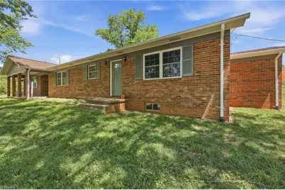 954 Parsonsville Road, Purlear, NC 28665 - Photo 9