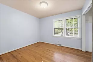 606 Leawood Dr, Greensboro, NC 27410 - Photo 23