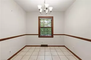 606 Leawood Dr, Greensboro, NC 27410 - Photo 9