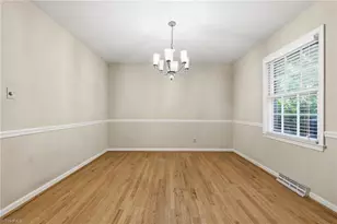 606 Leawood Dr, Greensboro, NC 27410 - Photo 7