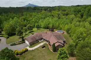 1102 Bear Crk Ln, Pinnacle, NC 27043 - Photo 3