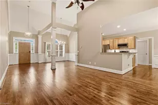 4693 Kellys Trail Ct, Winston-Salem, NC 27101 - Photo 9