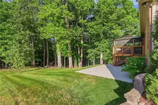 4693 Kellys Trail Ct, Winston-Salem, NC 27101 - Photo 3