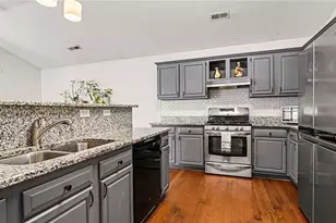 3209 Bardwell Rd, Greensboro, NC 27410 - Photo 15