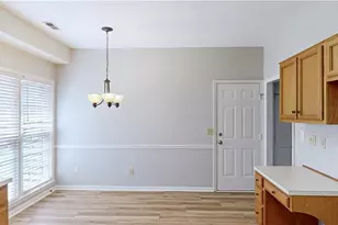 3306 Mill Spring Ct, Greensboro, NC 27410 - Photo 9