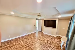 590 N Peace Haven Rd, Winston-Salem, NC 27104 - Photo 11