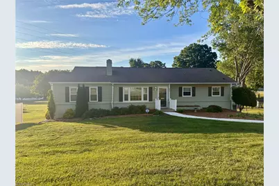 590 N Peace Haven Road, Winston-Salem, NC 27104 - Photo 1