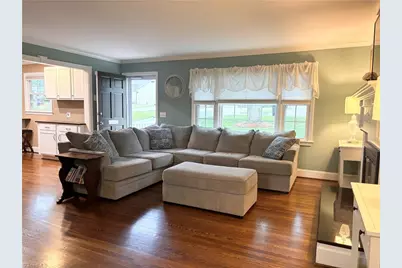 590 N Peace Haven Road, Winston-Salem, NC 27104 - Photo 7