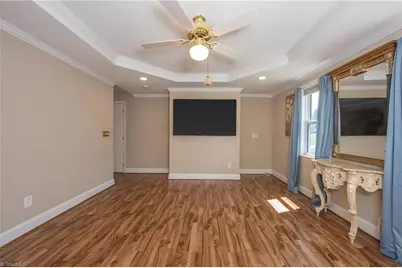590 N Peace Haven Road, Winston-Salem, NC 27104 - Photo 15