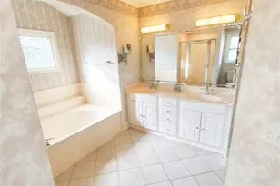 590 N Peace Haven Rd, Winston-Salem, NC 27104 - Photo 19