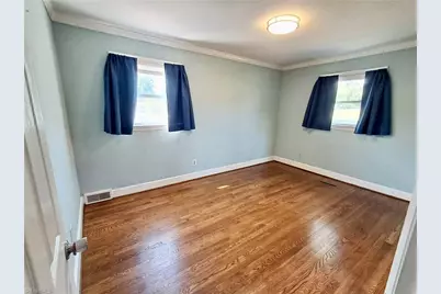 590 N Peace Haven Road, Winston-Salem, NC 27104 - Photo 27