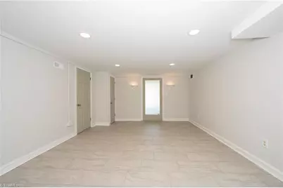 590 N Peace Haven Road, Winston-Salem, NC 27104 - Photo 27