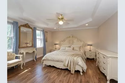 590 N Peace Haven Road, Winston-Salem, NC 27104 - Photo 13