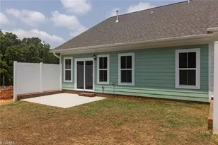 1737 Old Fields Blvd, Haw River, NC 27258 - Photo 35