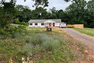 1013 Blue Dan Ln, Yadkinville, NC 27055 - Photo 3