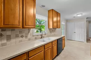 3506 Park Hill Dr, Greensboro, NC 27410 - Photo 7
