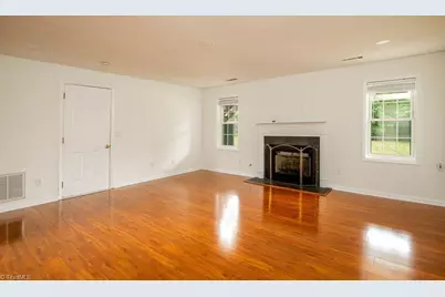 5505 Cornerstaff Drive, Greensboro, NC 27407 - Photo 11
