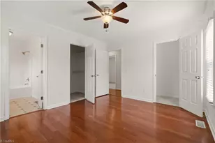 5505 Cornerstaff Dr, Greensboro, NC 27407 - Photo 15