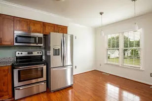 5505 Cornerstaff Dr, Greensboro, NC 27407 - Photo 3
