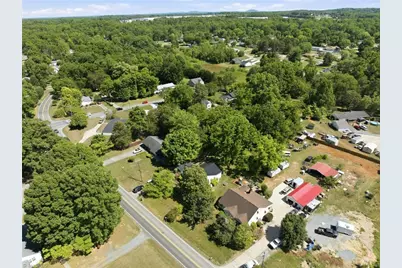 310 E Holly Hill Road, Thomasville, NC 27360 - Photo 41