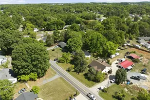 310 E Holly Hill Rd, Thomasville, NC 27360 - Photo 37