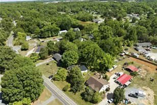 310 E Holly Hill Rd, Thomasville, NC 27360 - Photo 43