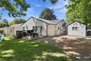 310 E Holly Hill Rd, Thomasville, NC 27360 - Photo 31