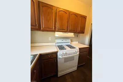 610 Park Avenue #B, Greensboro, NC 27405 - Photo 9