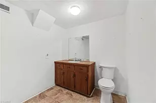 1128 Partridge Ln, Winston-Salem, NC 27106 - Photo 23