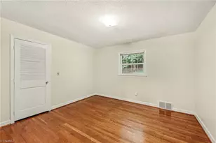 1128 Partridge Ln, Winston-Salem, NC 27106 - Photo 15