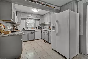 349 Ridge Rd, Seagrove, NC 27341 - Photo 33