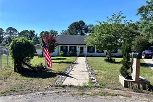 2 Terrell Pl, Louisburg, NC 27549 - Photo 3