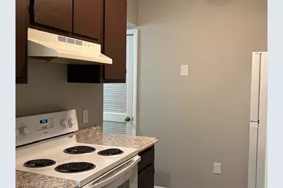 1807 S Scales Street #20, Reidsville, NC 27320 - Photo 3