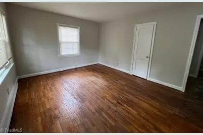1004 Idlewood Drive, Greensboro, NC 27408 - Photo 3