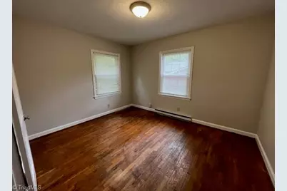 1004 Idlewood Drive, Greensboro, NC 27408 - Photo 13