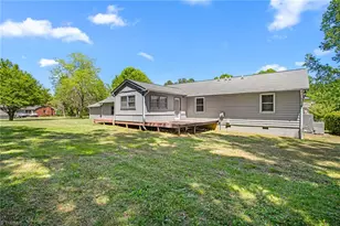 2627 White Pne Ln, Mebane, NC 27302 - Photo 33