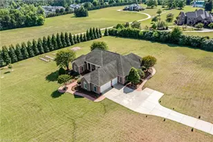 4447 Kendale Rd, High Point, NC 27265 - Photo 47
