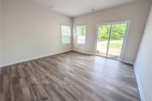 3156 Fall Hls Dr, Winston-Salem, NC 27103 - Photo 13