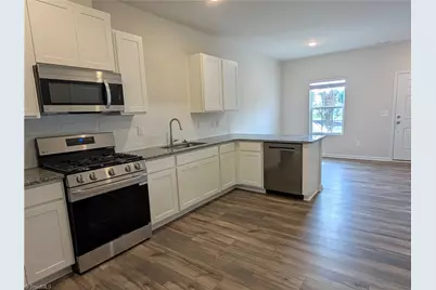 3156 Fall Hills Drive, Winston-Salem, NC 27103 - Photo 7