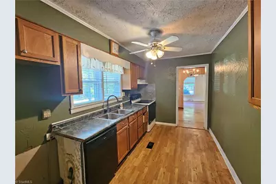 3021 Branderwood Drive, Greensboro, NC 27406 - Photo 15