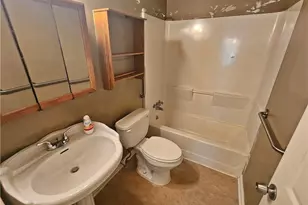 3021 Branderwood Dr, Greensboro, NC 27406 - Photo 27