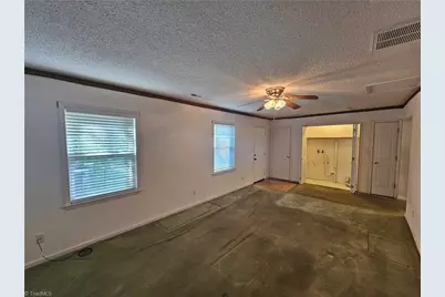 3021 Branderwood Drive, Greensboro, NC 27406 - Photo 17